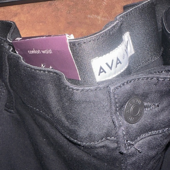 Ava & Viv Elegant Black Jeans - Picture 3 of 9